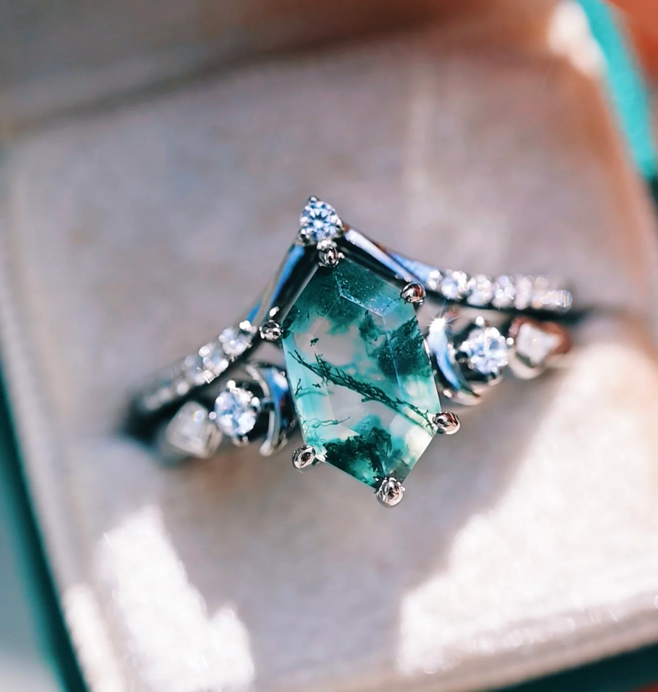 Elara Moss Agate Crescent Moon Couples Ring Set - Image 6