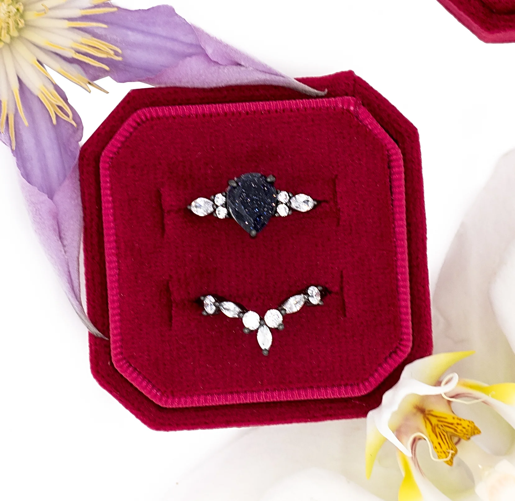 Evelyn Starry Night Ring Set in Black Ruthenium - Image 3