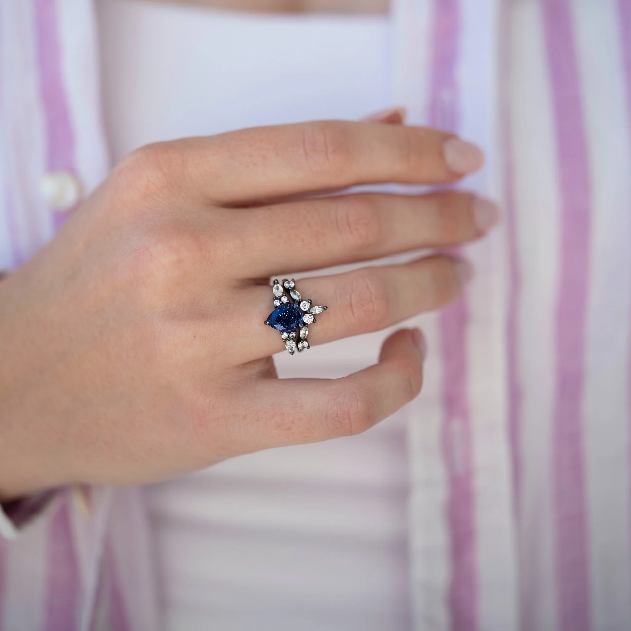Evelyn Starry Night Ring Set in Black Ruthenium - Image 4