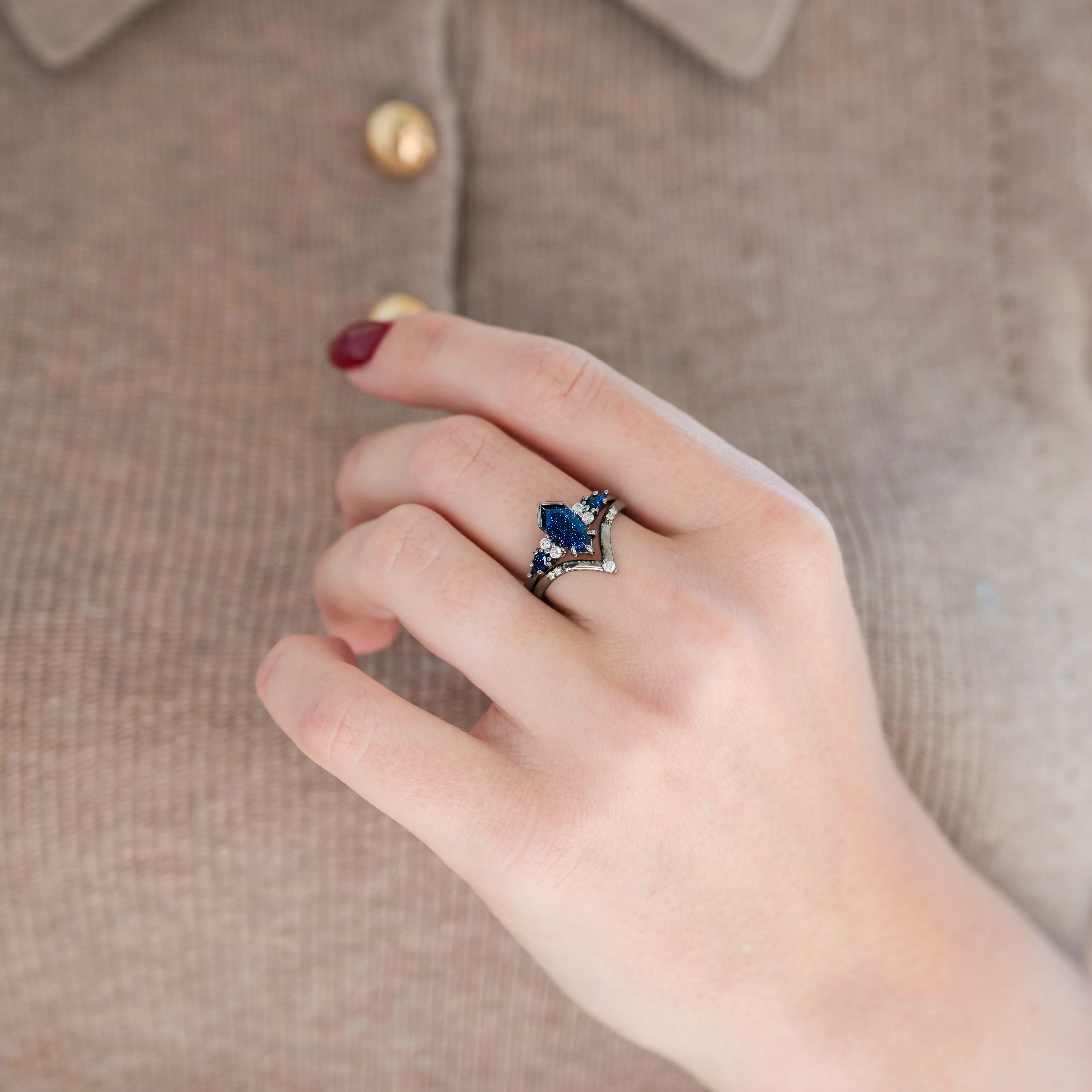 Kite Galaxy Sandstone (Starry Night) Ring Set- Black Ruthenium - Image 5