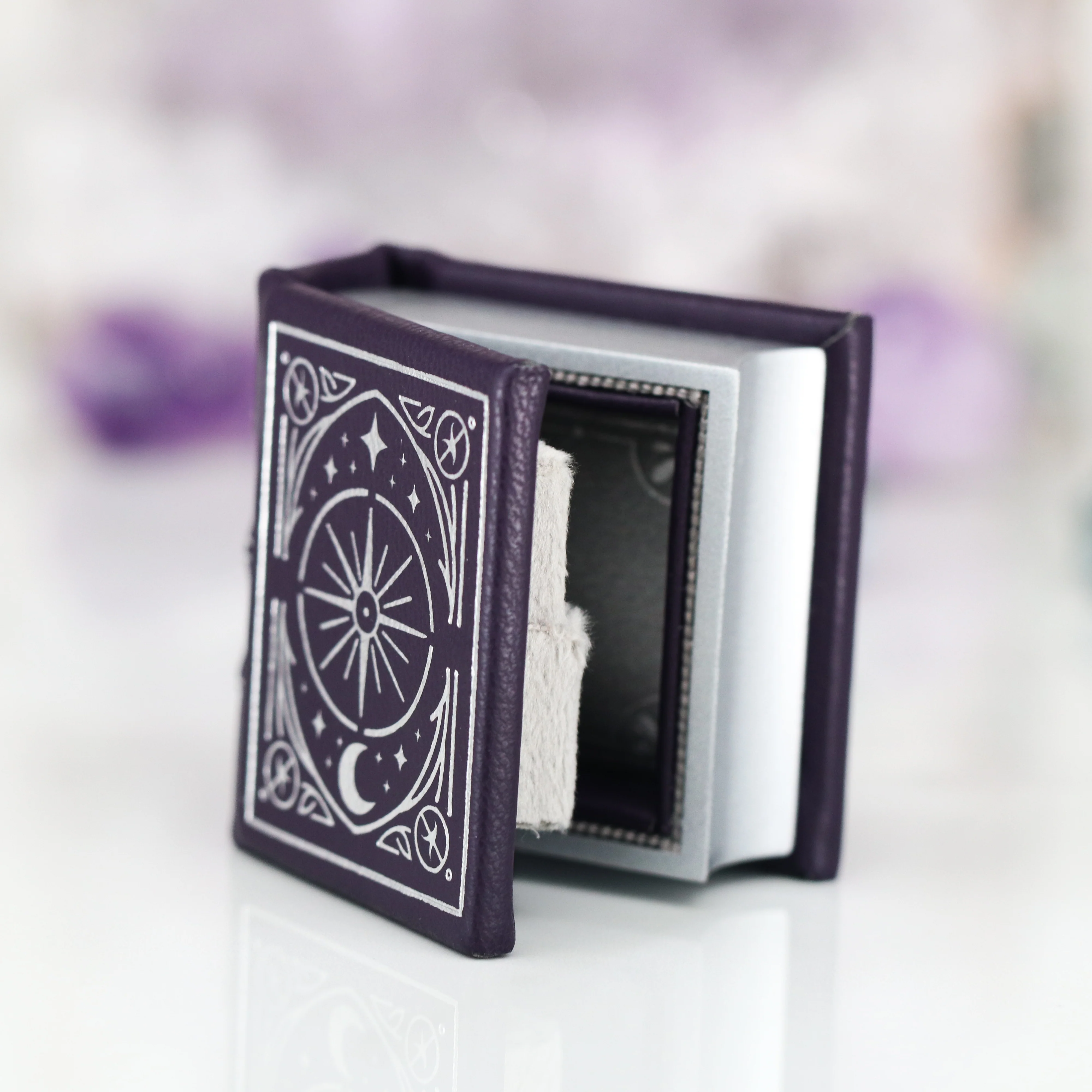 Night Court Handmade Leather Book Ring Box (Small) - Image 6