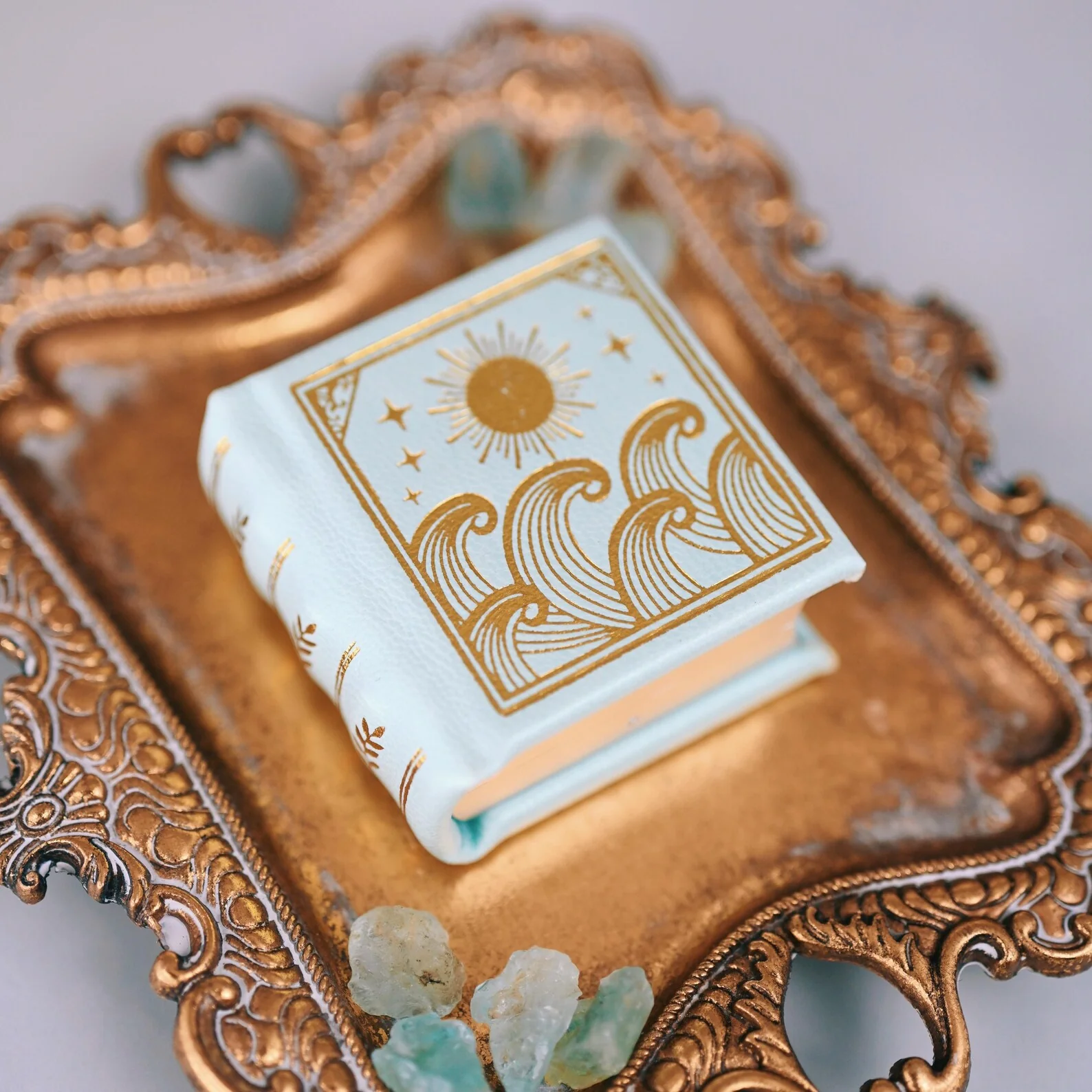 Summer Court Handmade Leather Book Ring Box- Seaglass Glow Edition (Small) - Image 9